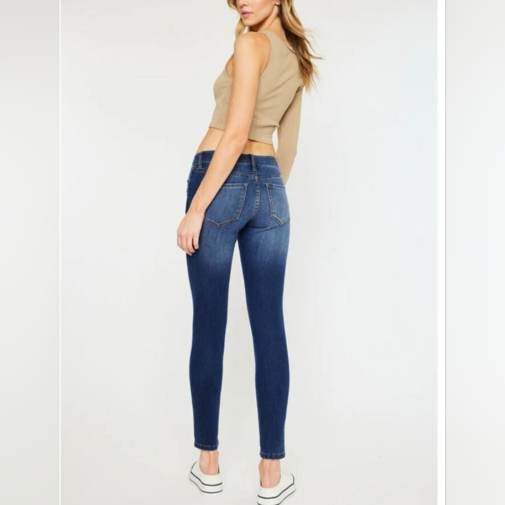 KanCan | Women's Mid-Rise Super Skinny Denim Jeans - Size 7 27 KC11214CHD EUC